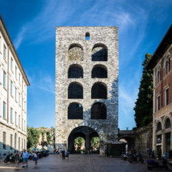 Porta Torre was erected in 1192 on the Southern side of the town. Its height is 40 metres.